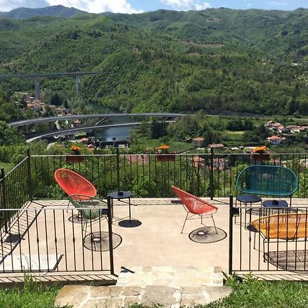 Residenza Cima Le Vigne Acomodação com café da manhã Millesimo Exterior foto