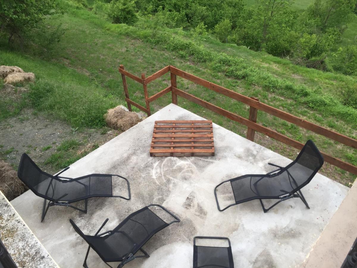 Residenza Cima Le Vigne Acomodação com café da manhã Millesimo Exterior foto