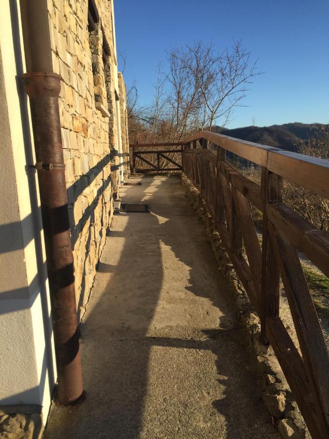 Residenza Cima Le Vigne Acomodação com café da manhã Millesimo Exterior foto